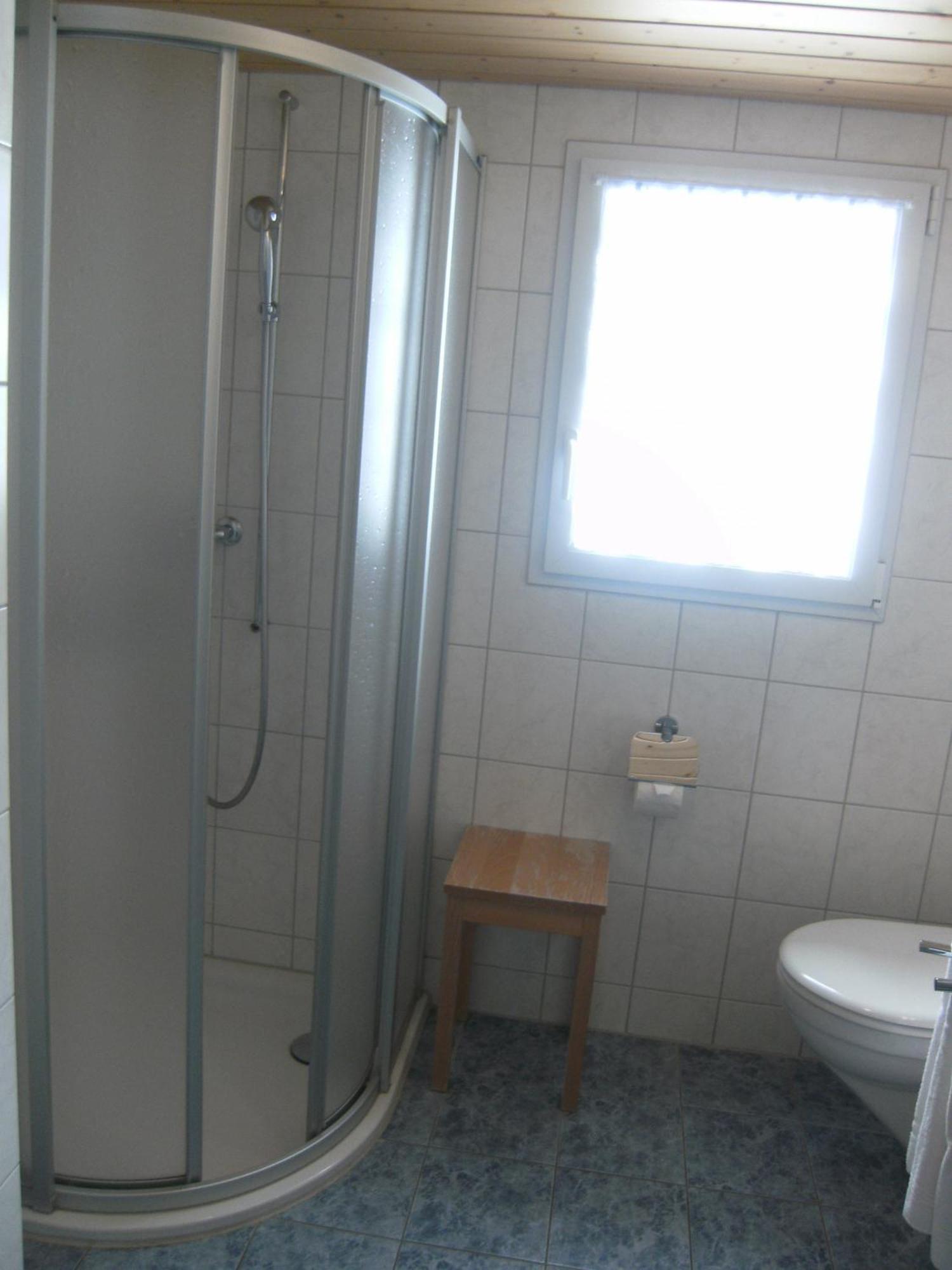 Hotel Altels Kandergrund Bagian luar foto